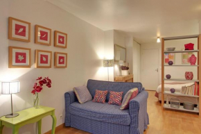 S09278 - Studio with patio for 3 people, Grand Boulevards